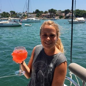 Meet your Posher, Francisca